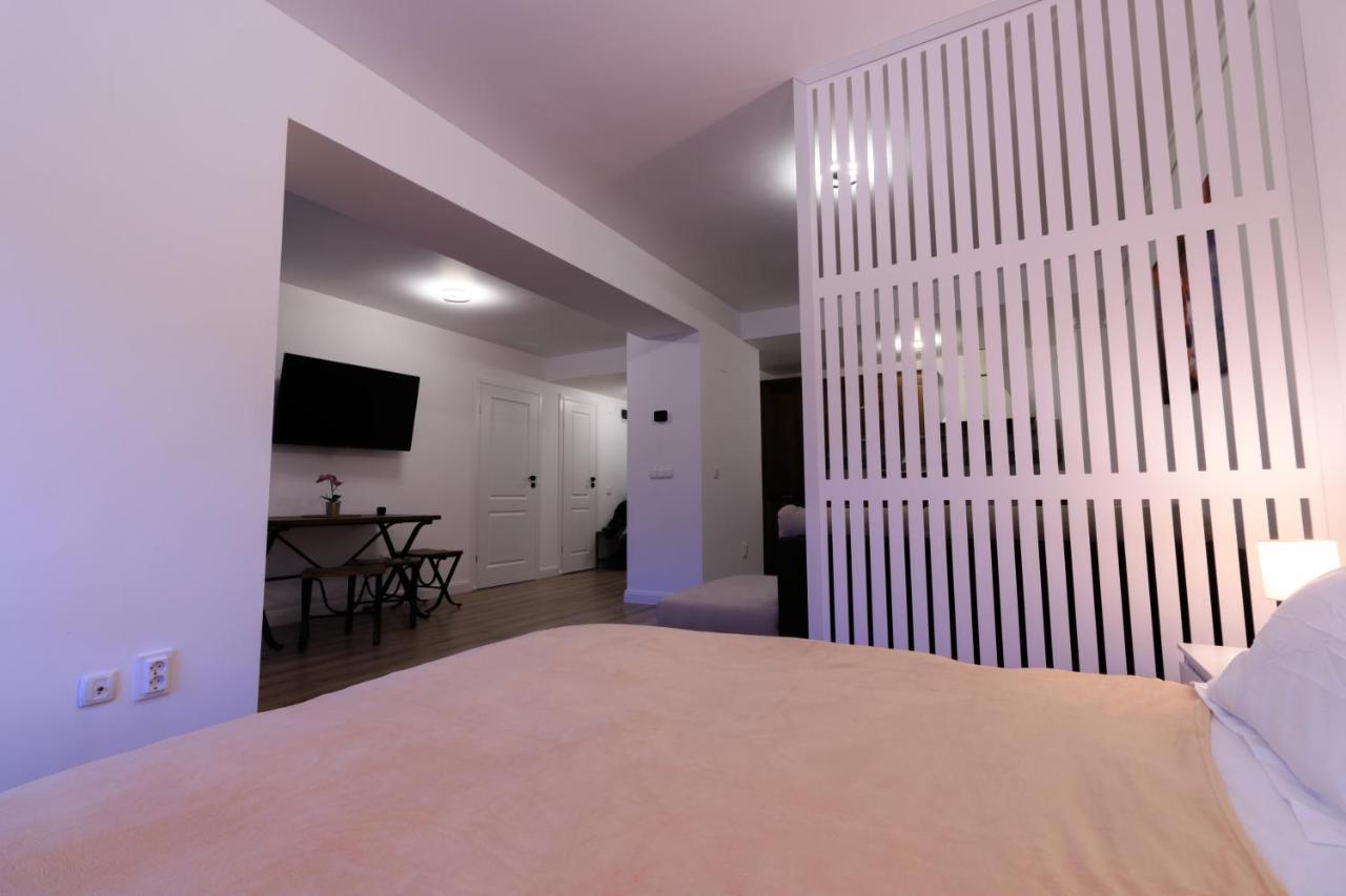 Best View Ap With Parking And 2 Bathrooms Сіная Екстер'єр фото