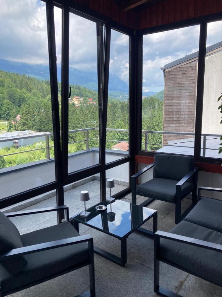 Best View Ap With Parking And 2 Bathrooms Сіная Екстер'єр фото