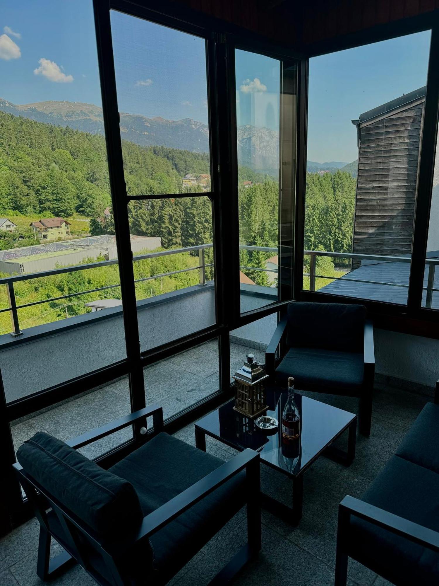Best View Ap With Parking And 2 Bathrooms Сіная Екстер'єр фото